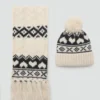 Bonnet à pompon en tricot