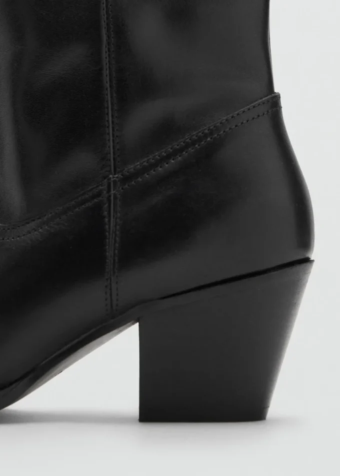 Botte à talon en cuir suédé
