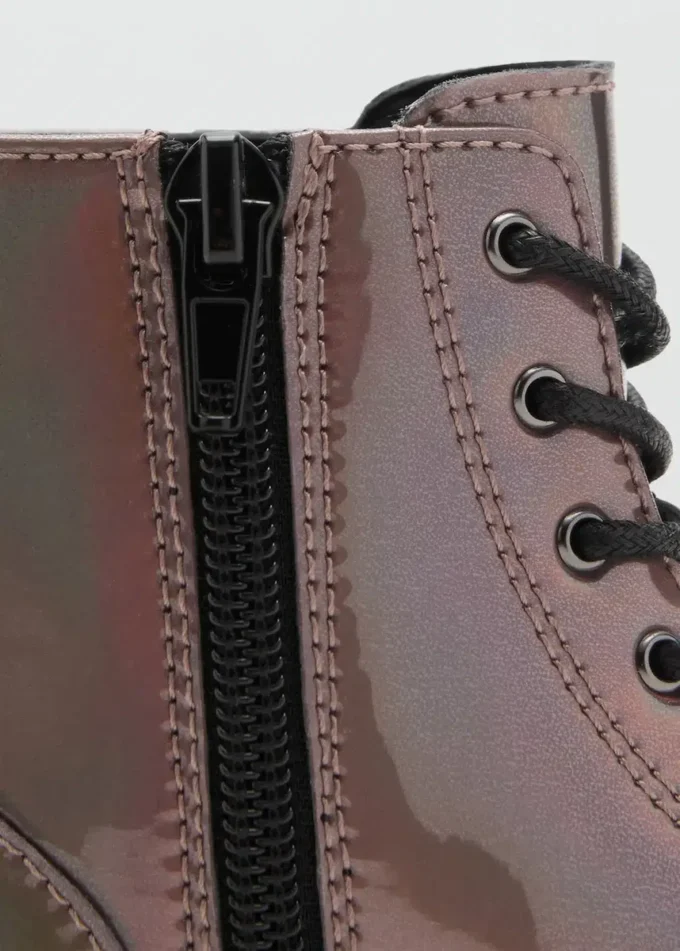 Bottes métalliques à fermeture éclair