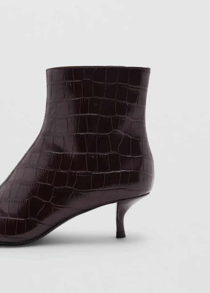 Bottines à bout pointu en simili cuir croco