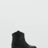 Bottines à clous
