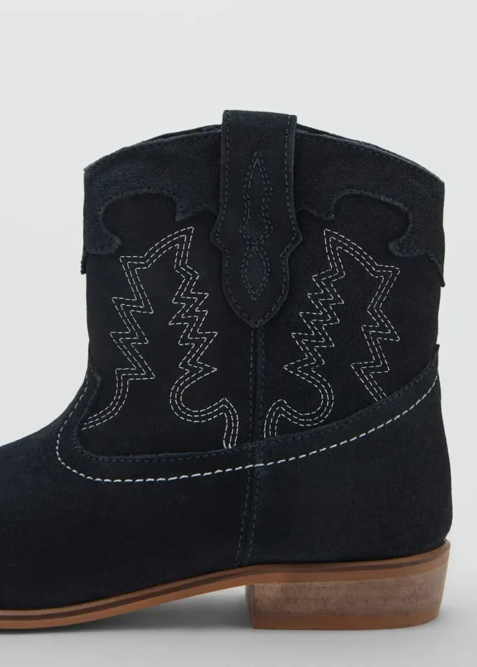 Bottines en cuir brodé