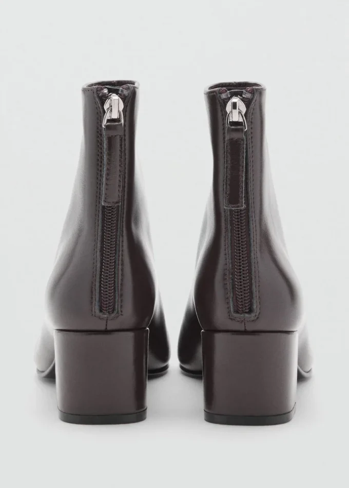 Bottines en cuir à talon carré