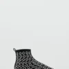 Bottines en simili cuir à œillets