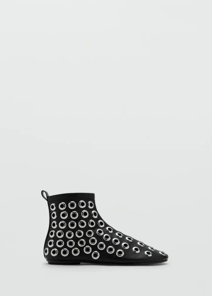 Bottines en simili cuir à œillets