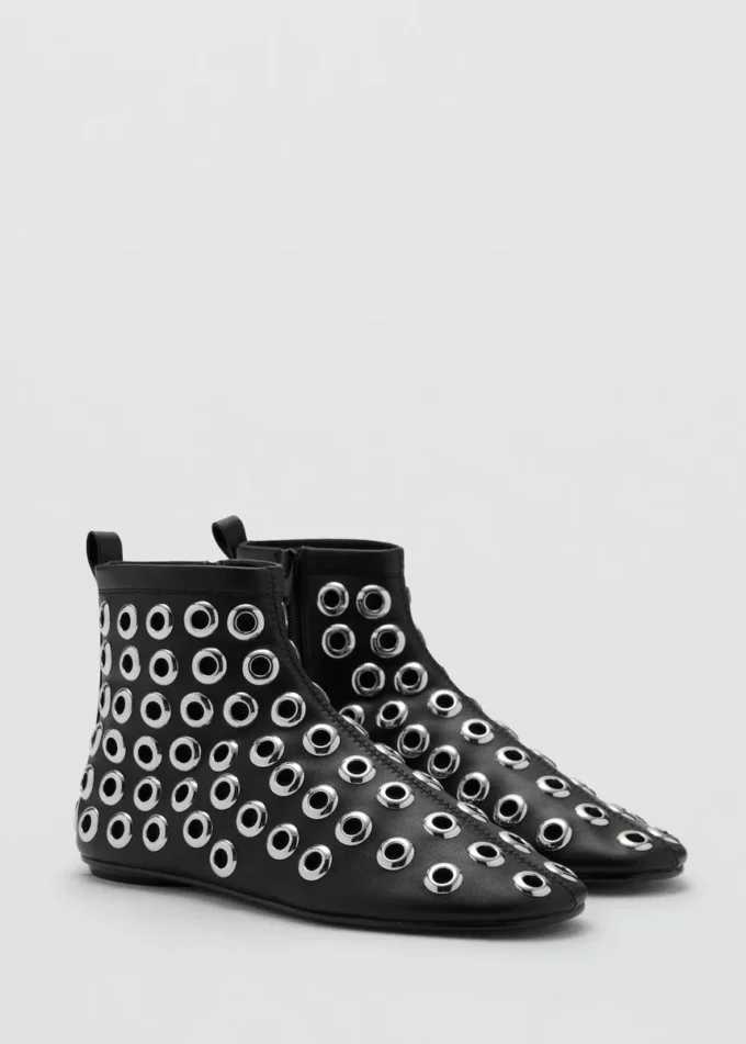 Bottines en simili cuir à œillets