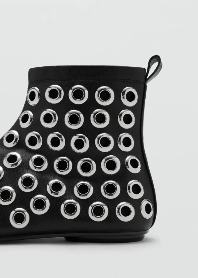 Bottines en simili cuir à œillets