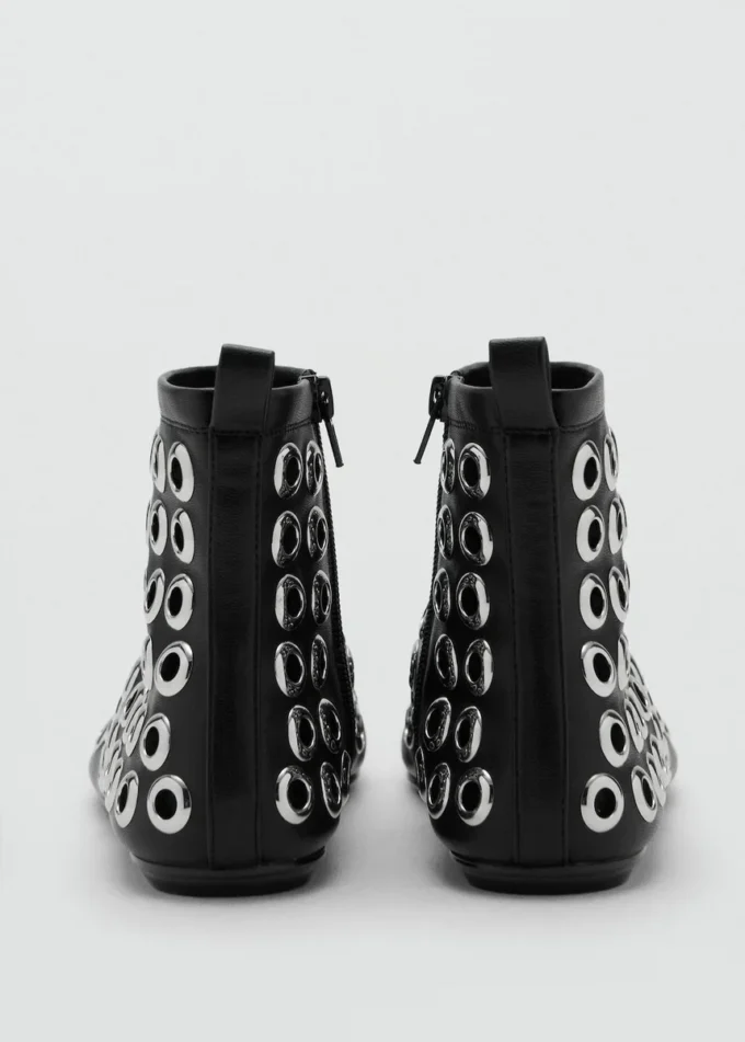 Bottines en simili cuir à œillets