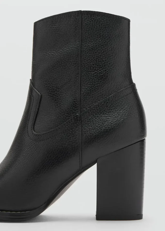 Bottines pointues en cuir