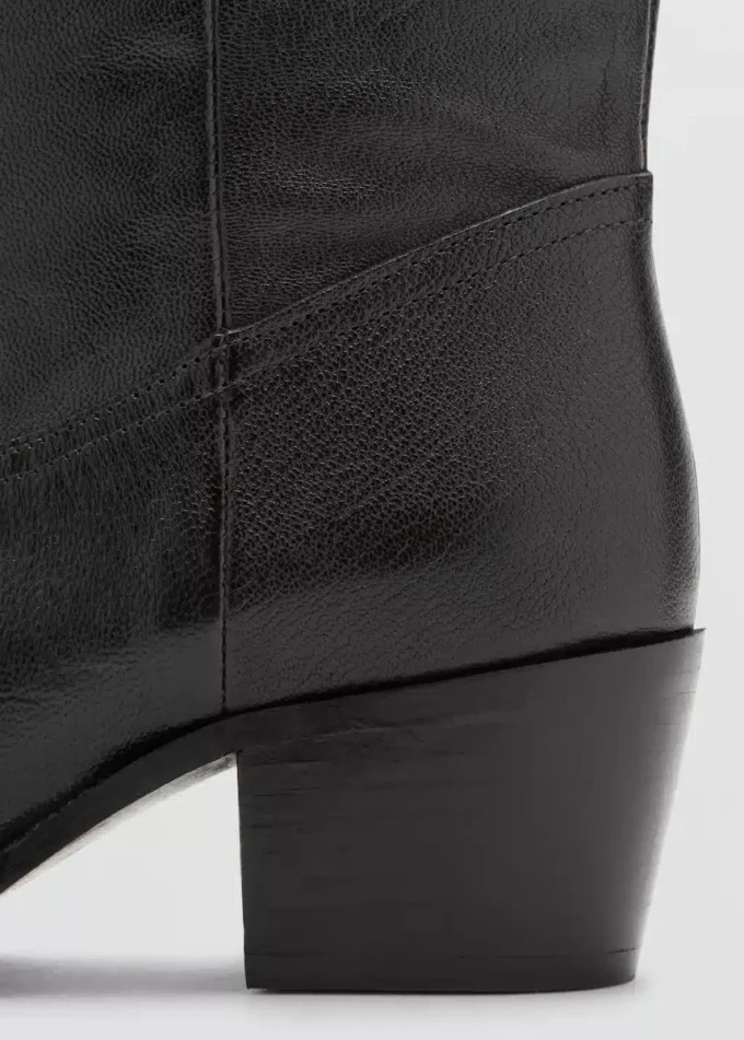Bottines pointues en cuir
