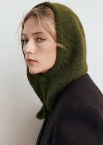 Cagoule en maille boutons