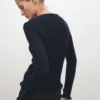 Cardigan à bords festonnés