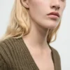 Cardigan côtelé à col en V