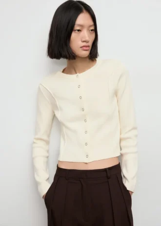 Cardigan en maille côtelée