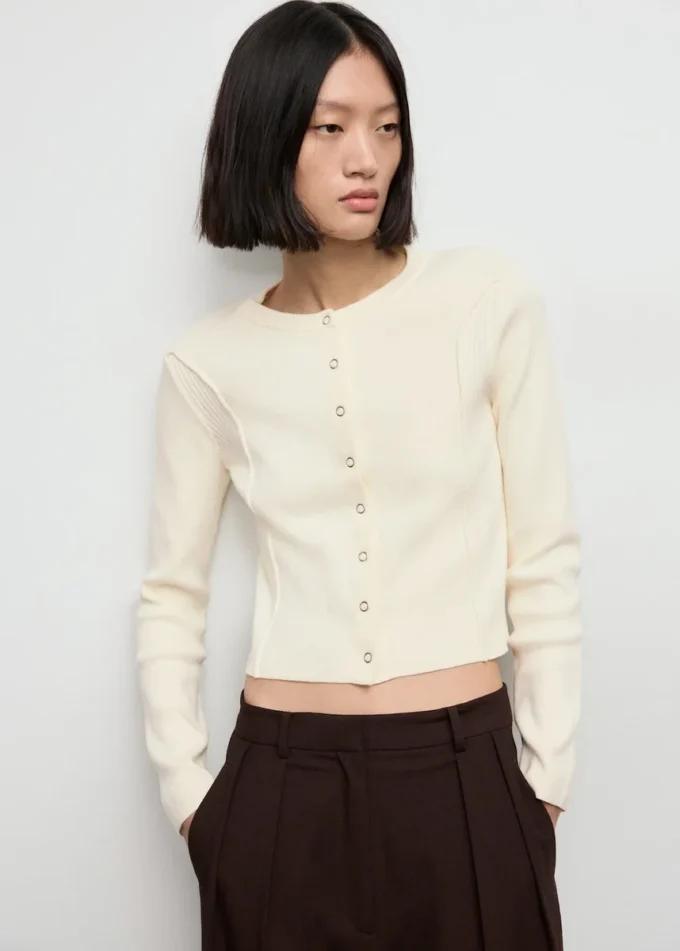 Cardigan en maille côtelée