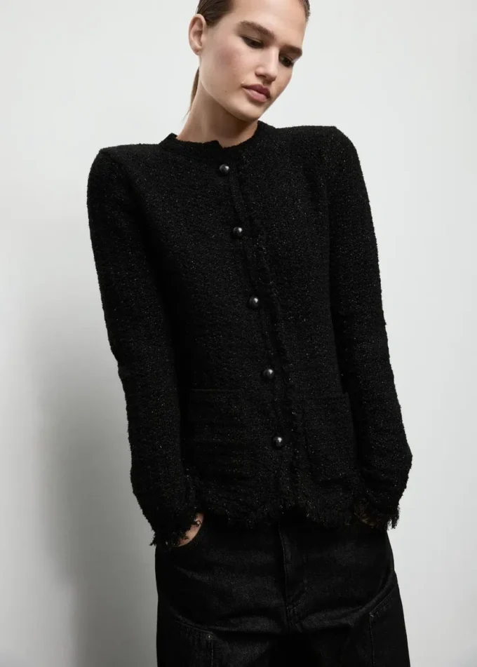 Cardigan en tweed avec bords effilochés
