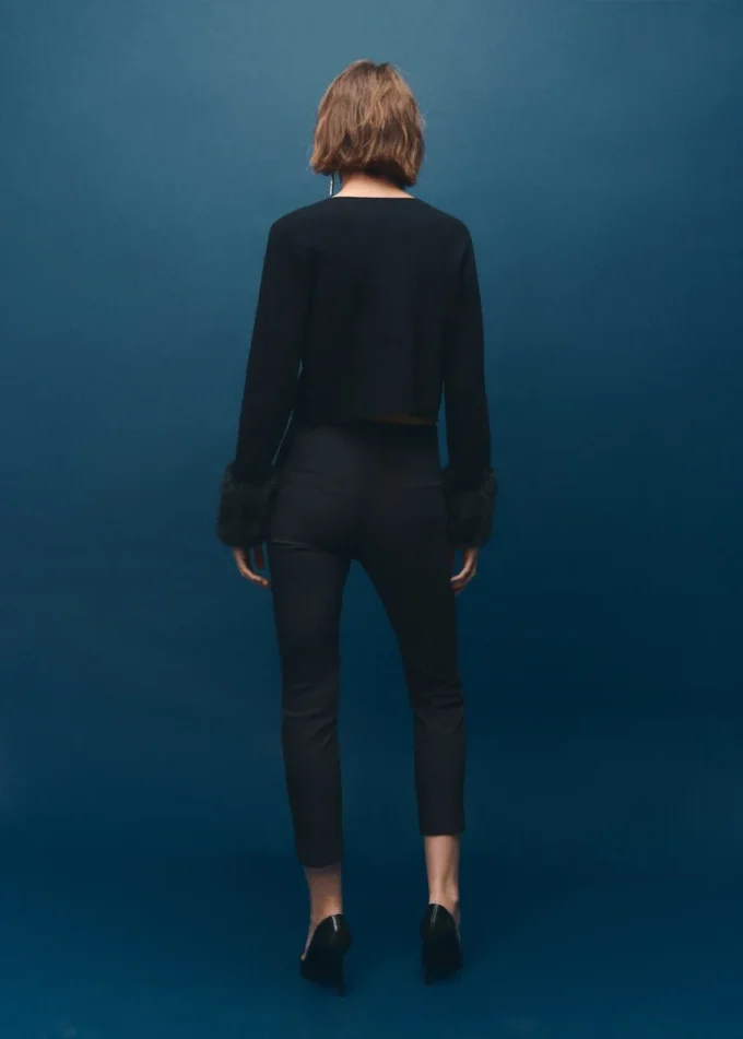 Cardigan à poignets en fausse fourrure