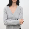 Cardigan tricoté tressé