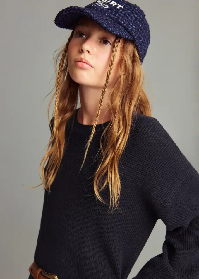 Casquette en laine brodée