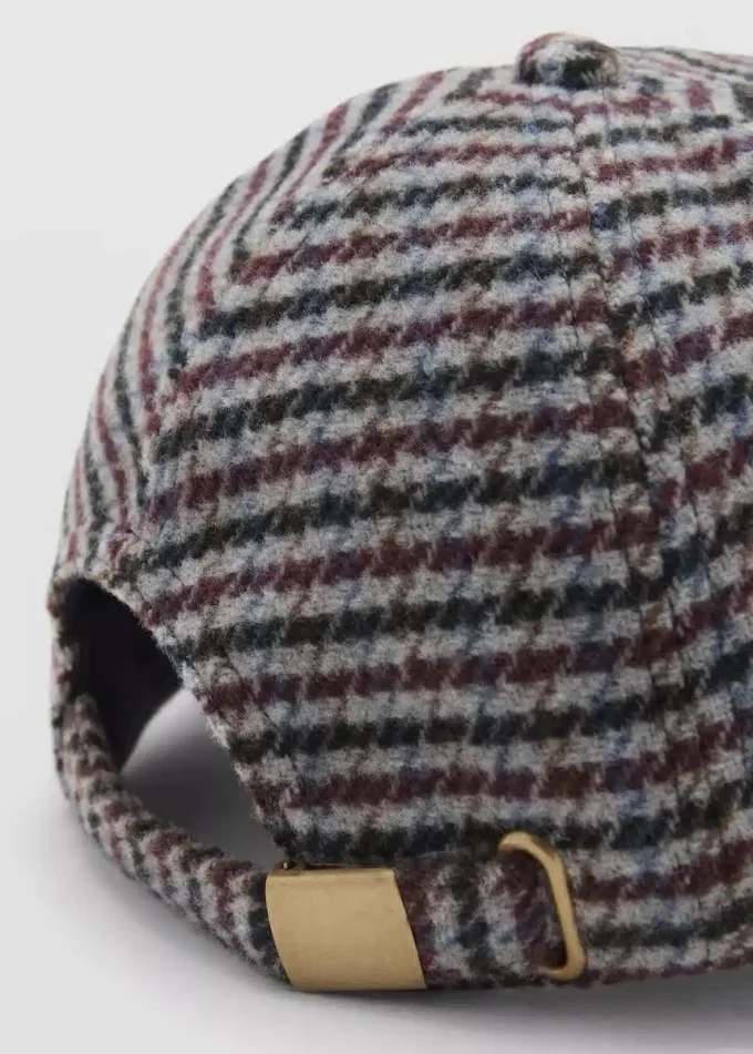 Casquette en tweed avec lettre