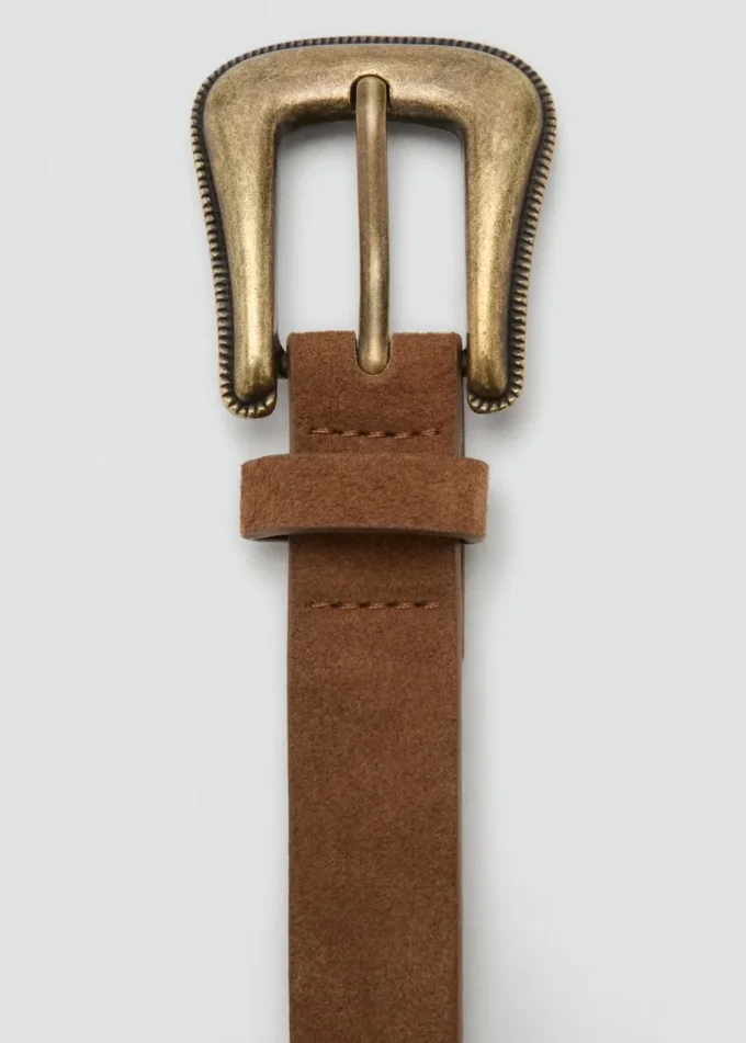 Ceinture en cuir cloutée
