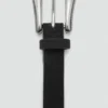 Ceinture en cuir cloutée