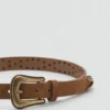 Ceinture en cuir cloutée