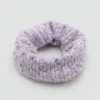 Écharpe en maille mouchetée