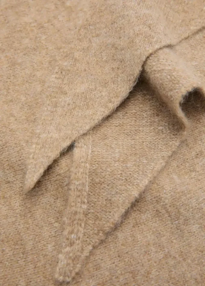 Écharpe tricotée