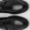 Chaussures en cuir à double boucle Chaussures en cuir à double boucle