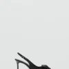 Chaussures satinées à fleurs