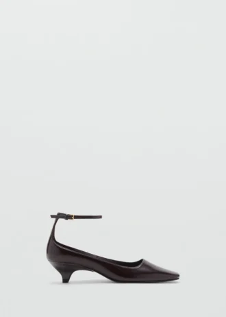Chaussures à talons bobines avec bride à la cheville