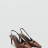 Chaussures à talons en cuir avec anneau