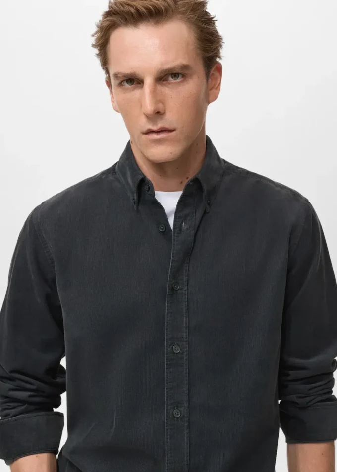 Chemise classique en micro-velours côtelé