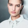 Chemise à détails en cristal