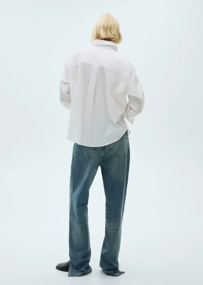 Chemise en coton avec bouton décoratif