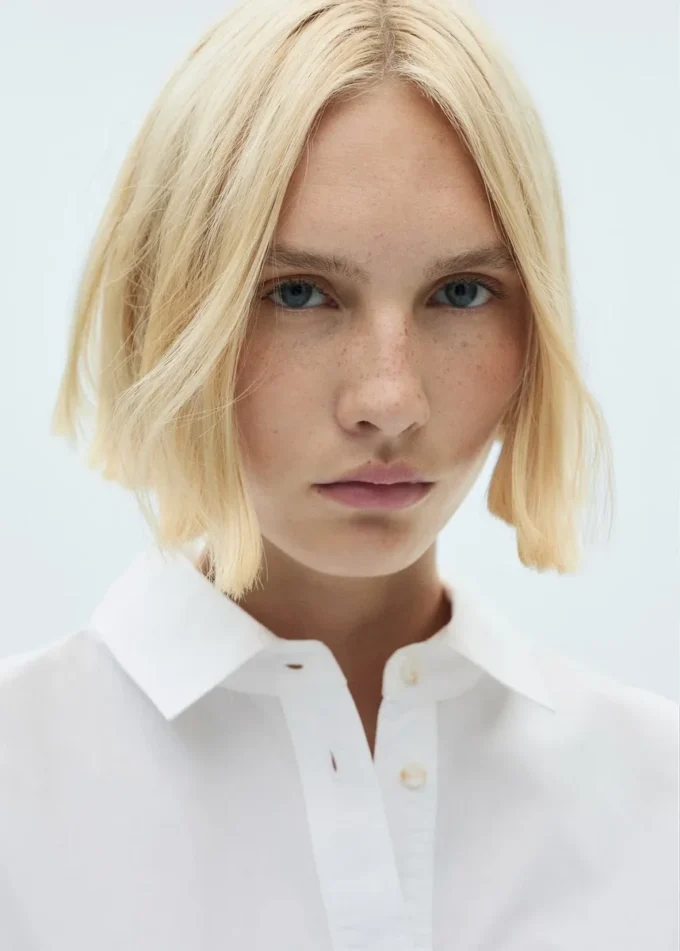 Chemise en coton avec bouton décoratif