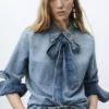 Chemise en denim avec nœud Chemise en denim avec nœud