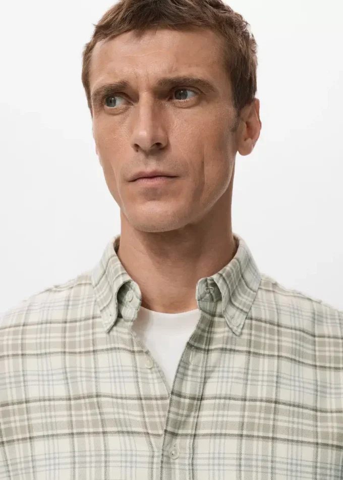 Chemise en flanelle à carreaux, coupe classique Chemise en flanelle à carreaux, coupe classique