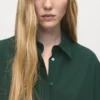 Chemise en lyocell avec boutons cachés