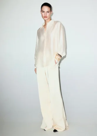 Chemise en satin avec strass