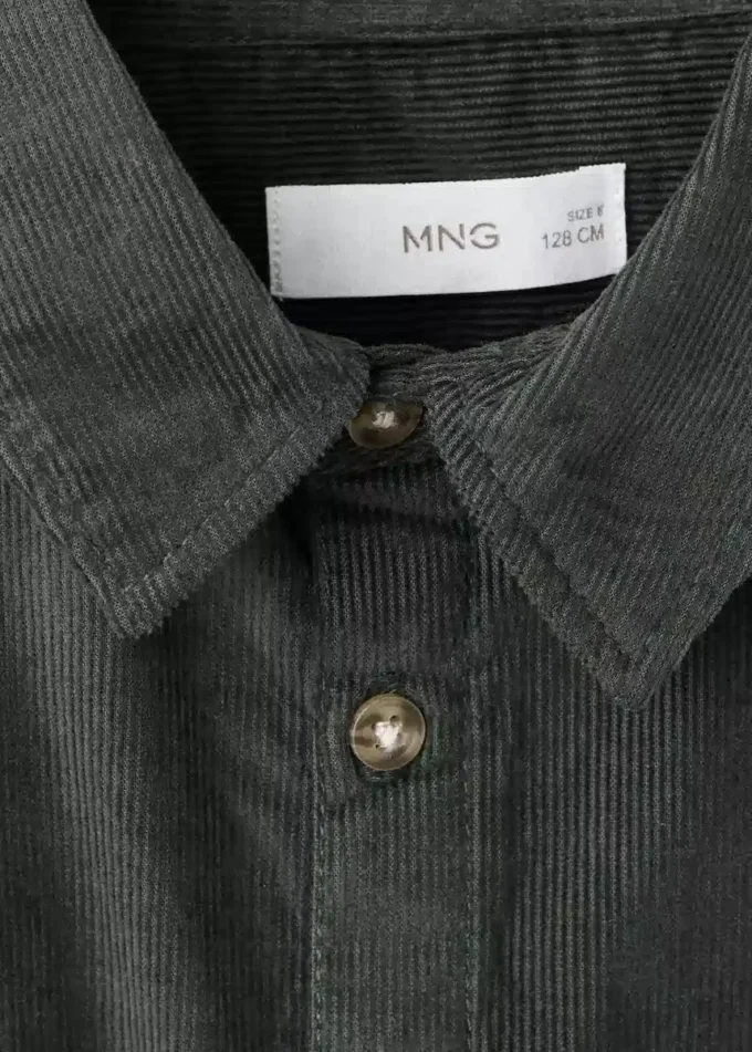Chemise en velours côtelé coupe classique