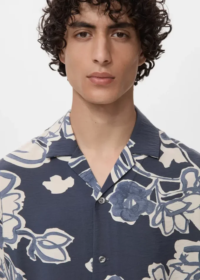 Chemise à fleurs effet froissé Chemise à fleurs effet froissé