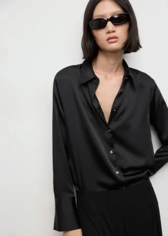 Chemise fluide à finition satinée