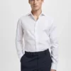 Chemise habillée slim fit 100 % coton Chemise habillée slim fit 100 % coton