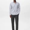Chemise rayée en coton infroissable à coupe classique