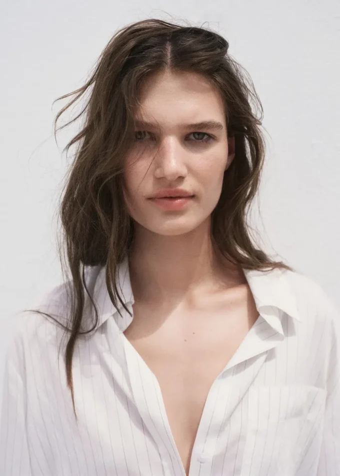 Chemise rayée semi-transparente