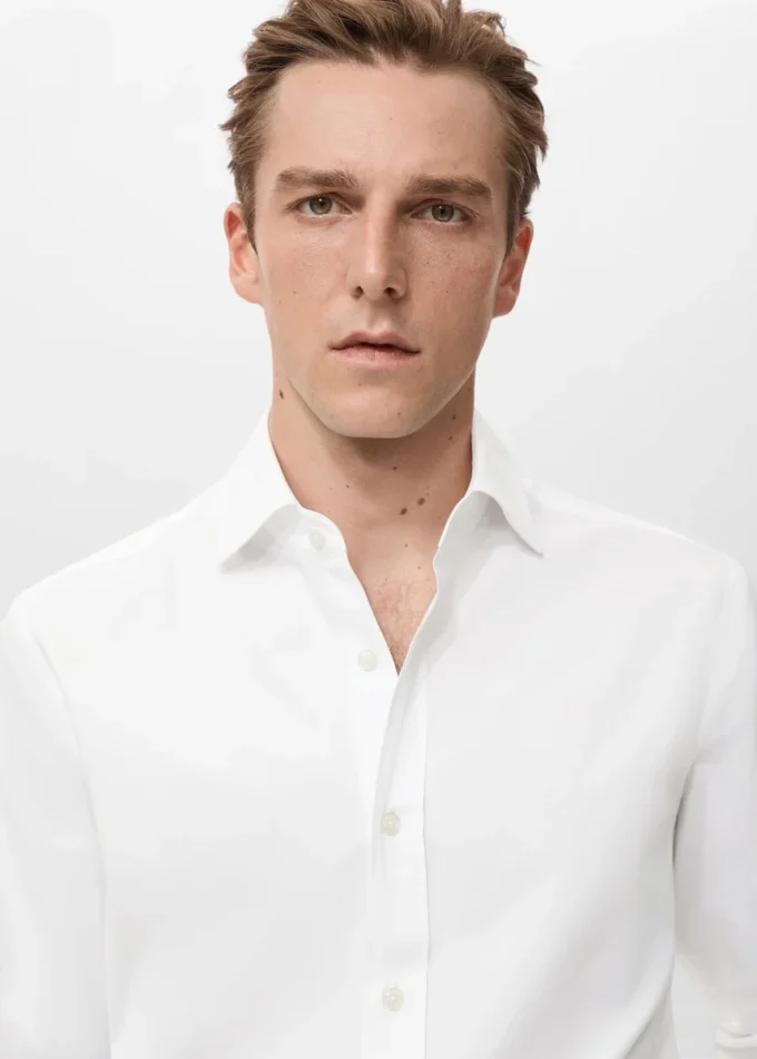 Chemise slim 100 % coton Chemise slim 100 % coton