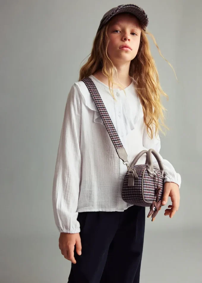 Chemise à volants froissés