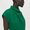Combinaison longue asymétrique avec ceinture Combinaison longue asymétrique avec ceinture